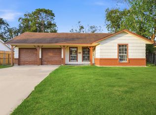 535 Edgebrook Dr, Houston, TX 77034