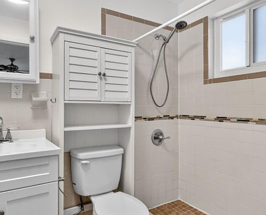 5th image of 17001 NW 53rd Ct