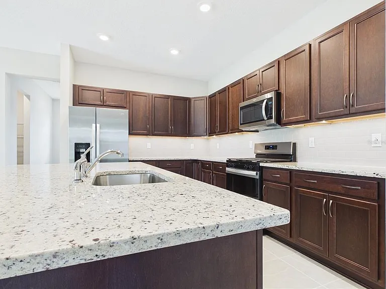 5717 SW 71st Ct — Photo 17