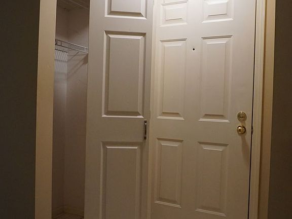 3rd image of 7605 Edinborough Way APT 6211