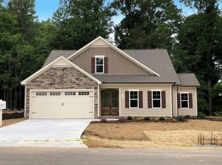 90 Walking Trl, Youngsville, NC 27596