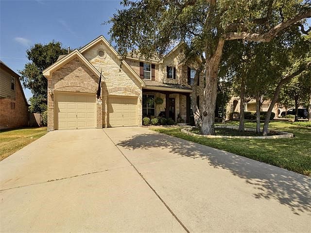 1st image of 2626 Plantation Dr