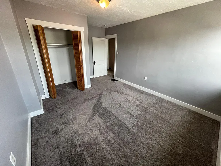 1329 Illinois Ave — Photo 20