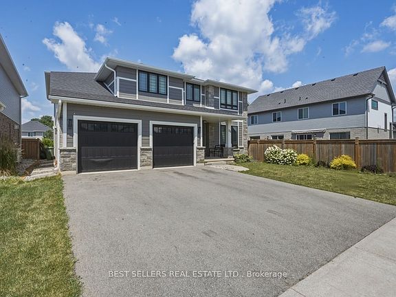 3rd image of 22 Weir Cres