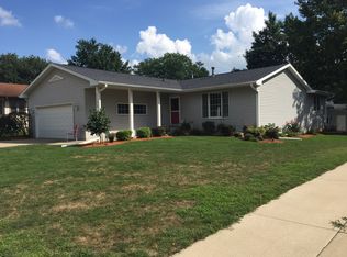 1133 14th St, De Witt, IA 52742