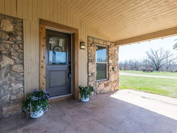 3rd image of 6090 County Road 137
