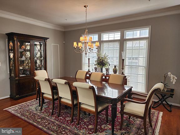 5th image of 8881 Olive Mae Cir