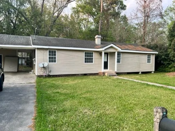 1218 Manning St, Picayune, MS 39466