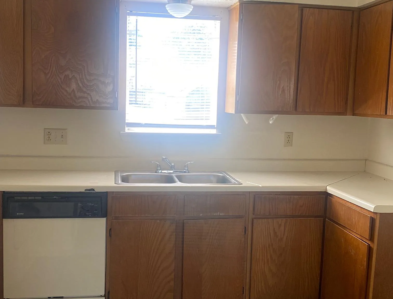 2 bed, $875 — Photo 4