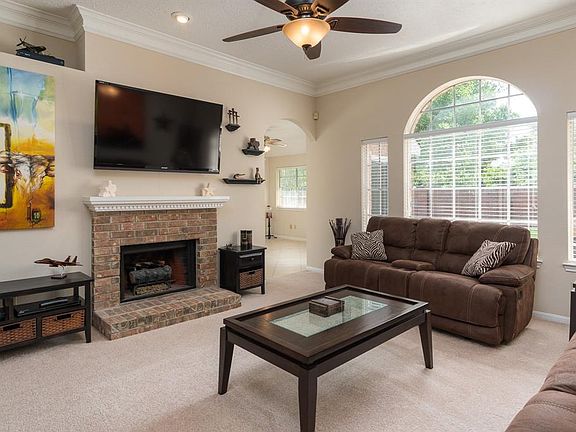 5th image of 14807 Wisteria Run Ct