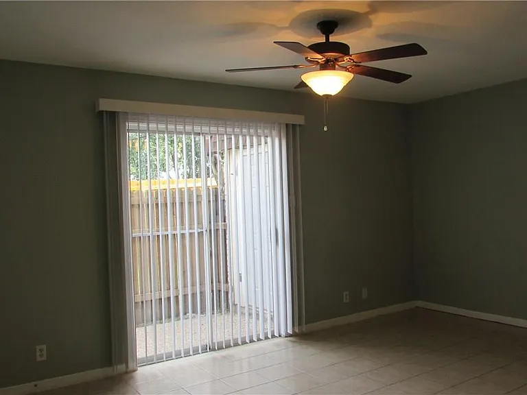 2208 Mission Hill Dr #102 — Photo 5