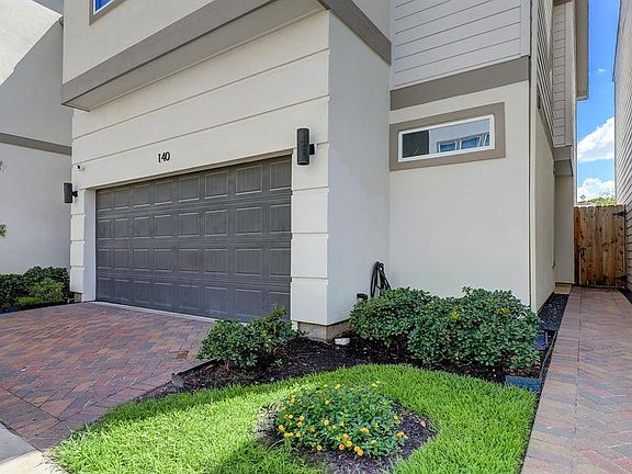 4th image of 140 Knightsbridge Park Ln