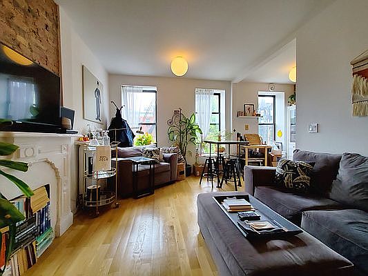 4th image of 500 Clinton Ave APT 3A