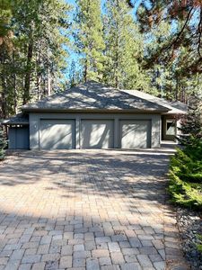 60629 Golf Village Loop, Bend, OR, 97702