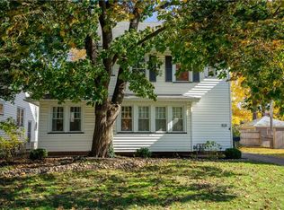 1136 Genesee Park Blvd, Rochester, NY 14619