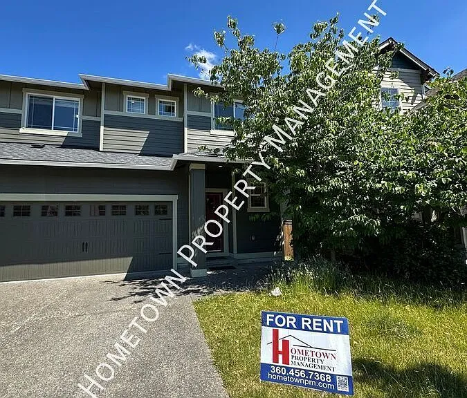 3332 Juno Ct NE — Photo 1