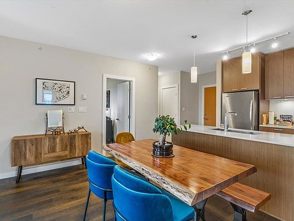 4th image of 1330 Marine Dr #413