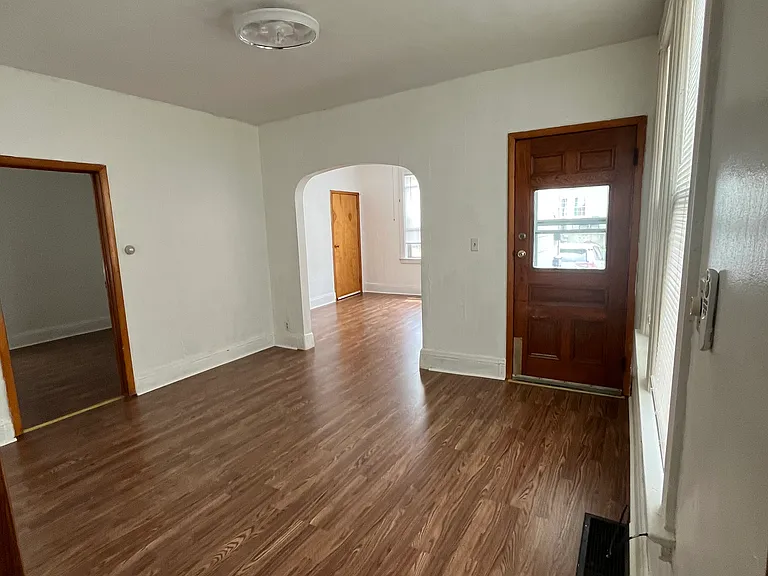 1307 Mary St #1 — Photo 2