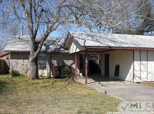 738-740 Rosewood Ave, Boerne, TX 78006