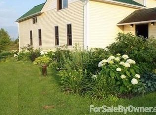 190 Hinesburg Rd, Charlotte, VT 05445