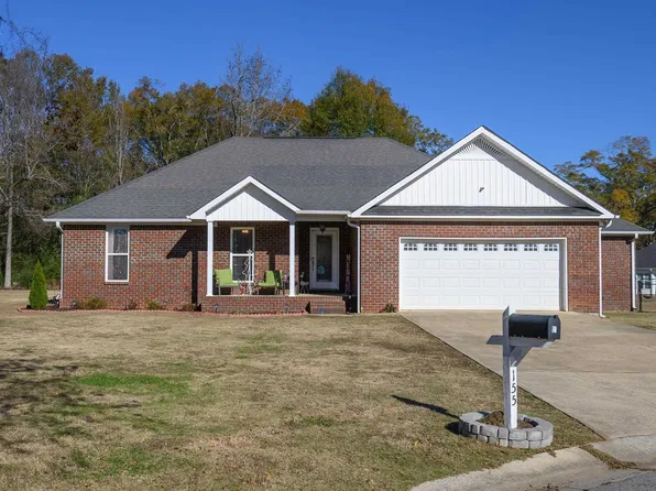 155 Maplewood Dr, Clanton, AL 35045