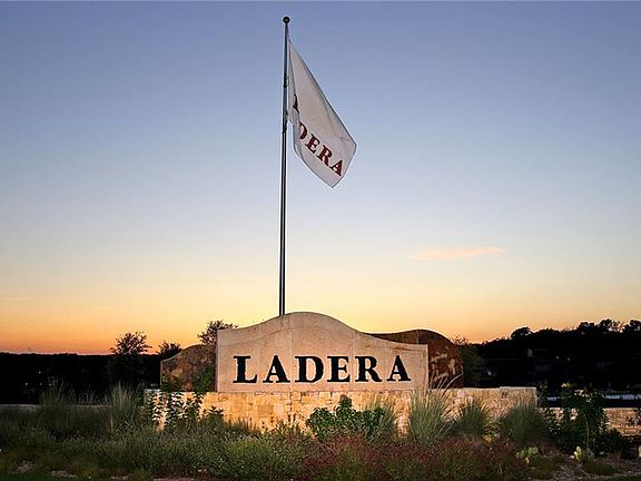 4th image of 2833 High Castle Spgs