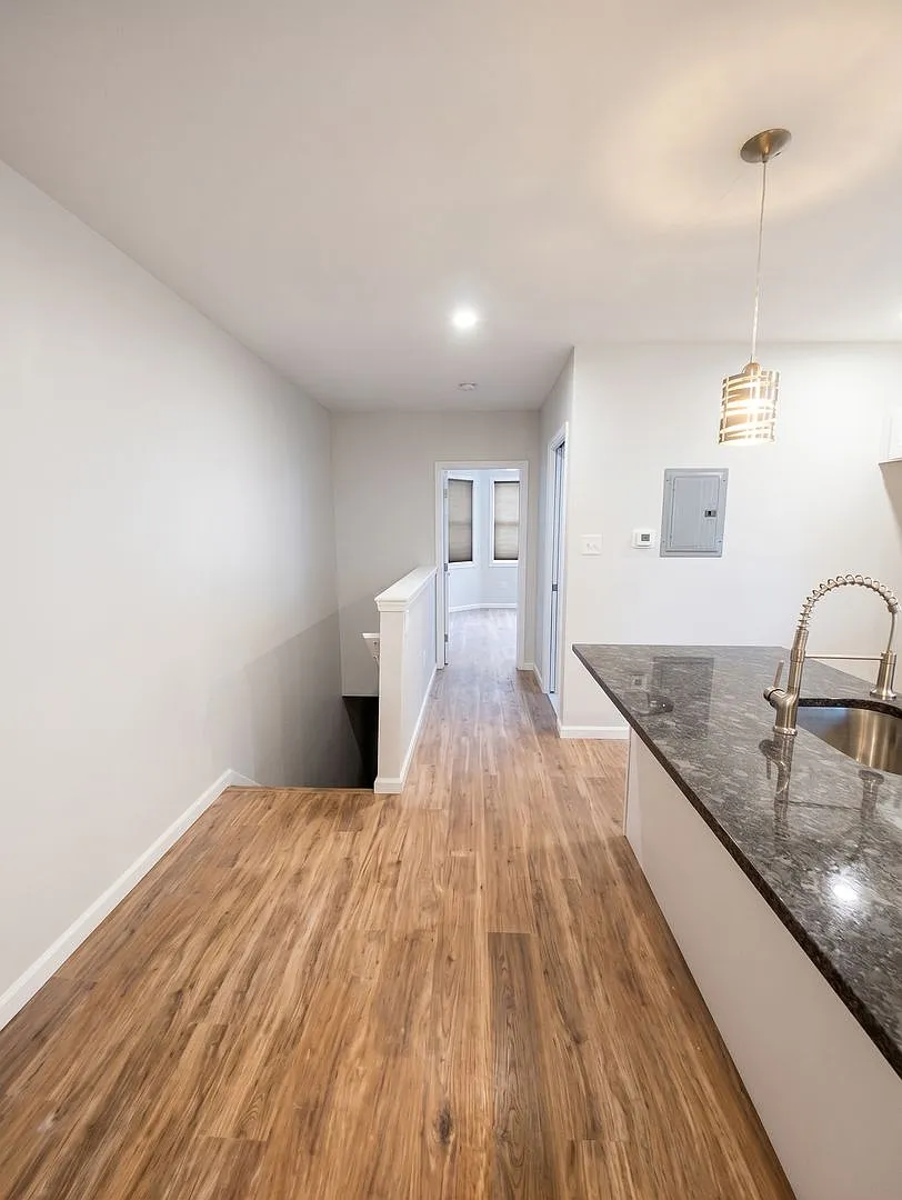 4327 Reno St. 2 bedroom, 2 bathroom House — Photo 2