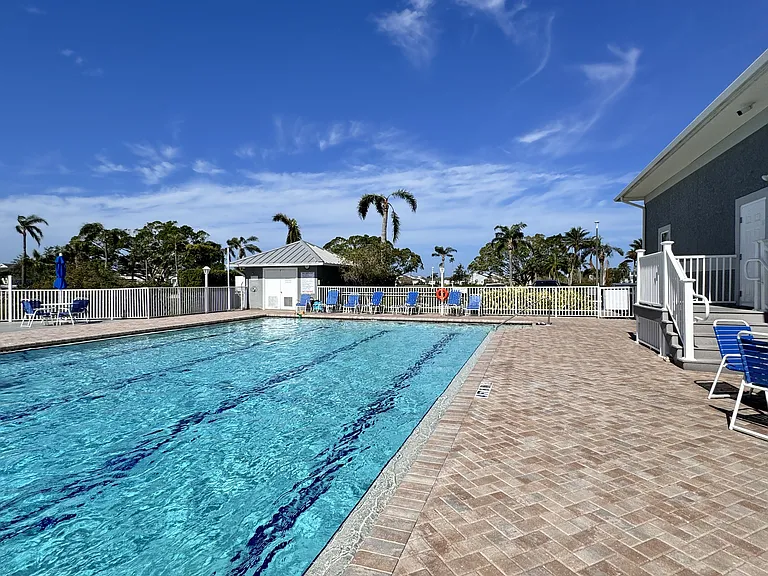 1233 Spoonbill Landings Cir — Photo 34