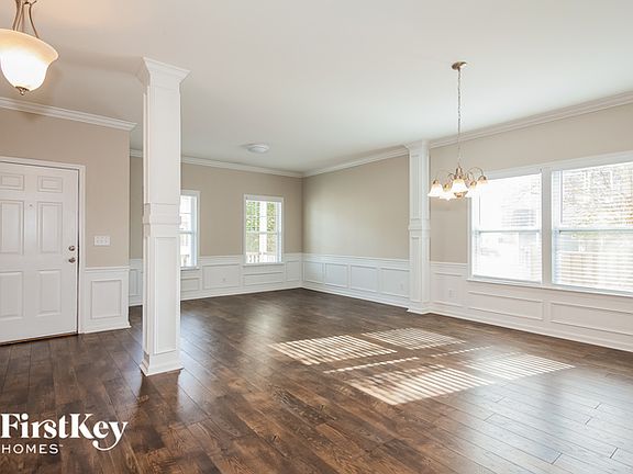 4th image of 15614 Pine Glen Ct