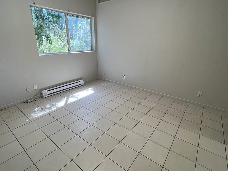 440 Cold Springs Rd #A — Photo 14