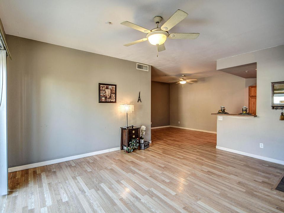 1st image of 1406 W Emerald Ave Unit 101