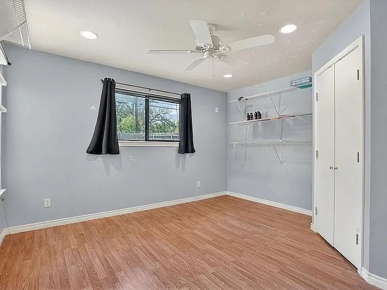 834 S Ridgeway Dr — Photo 7