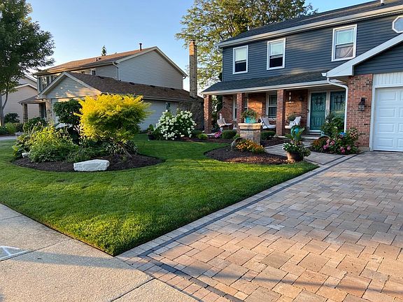 2nd image of 709 Stratford Dr