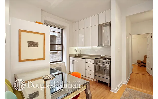 Rented by Douglas Elliman | media 9