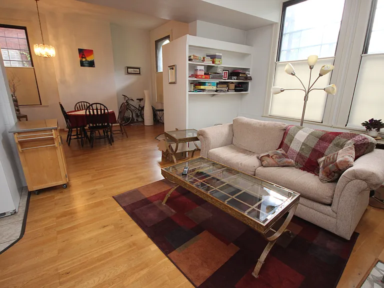 5533 Ellsworth Ave — Photo 3