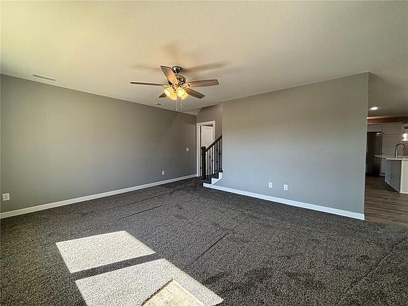 5th image of 4801 S Creek Woods Dr