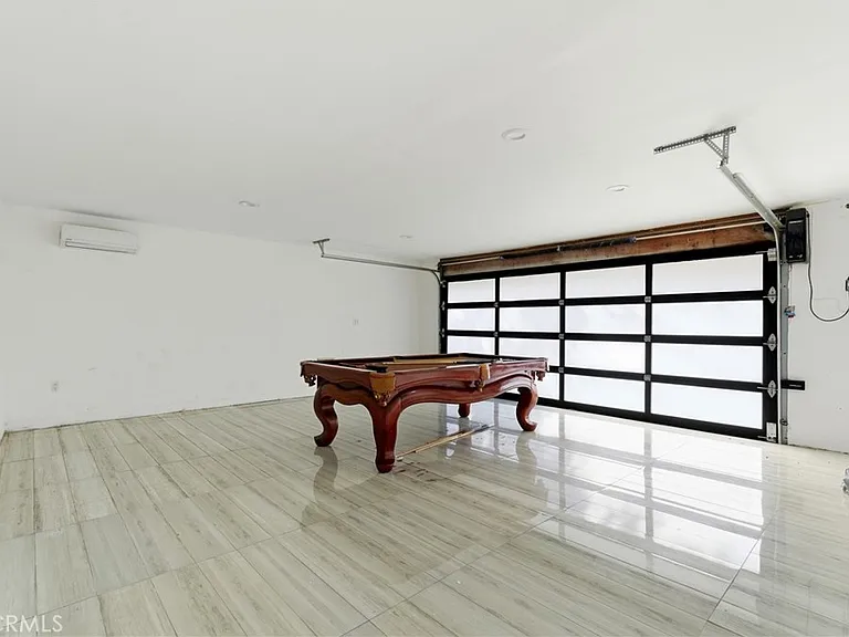 5836 Winnetka Ave — Photo 13