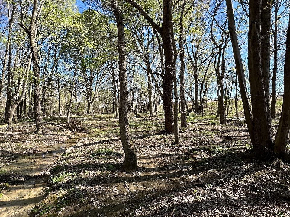 2nd image of 22 Highway 52 Byp E