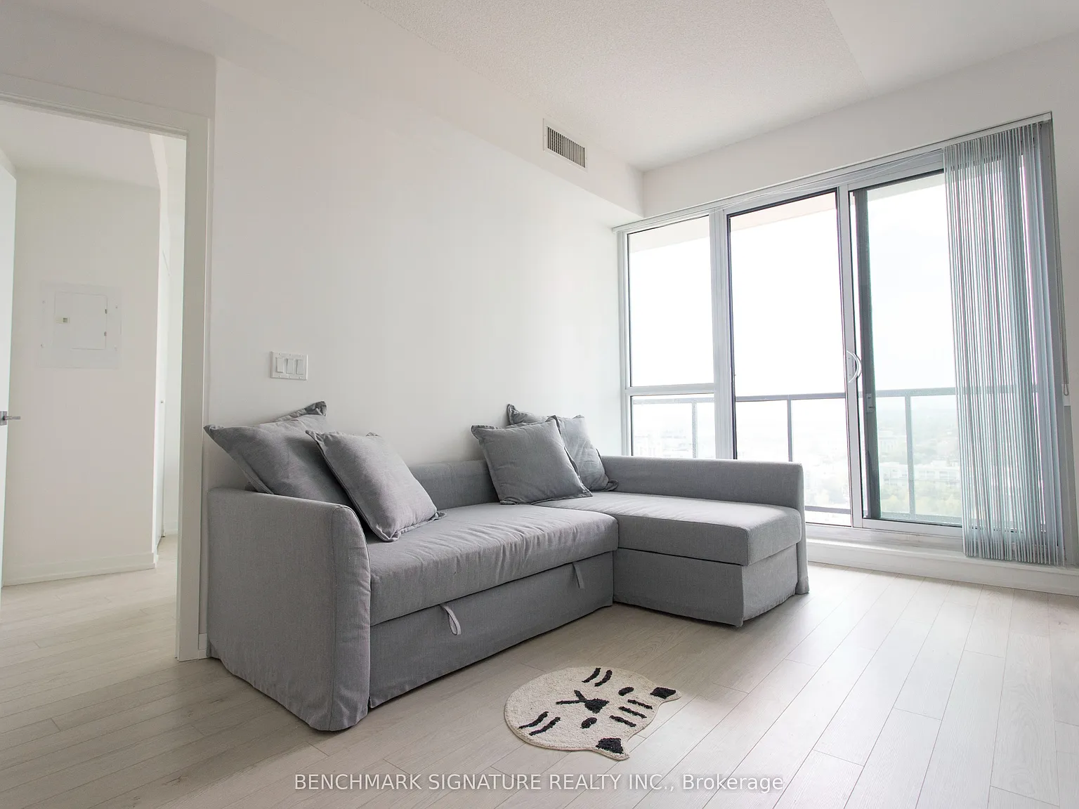 1 bed, $2,200 — Photo 3