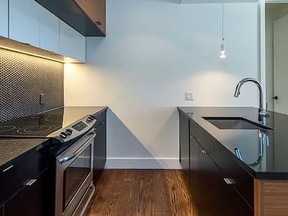 4th image of 83 Winthrop St #4B