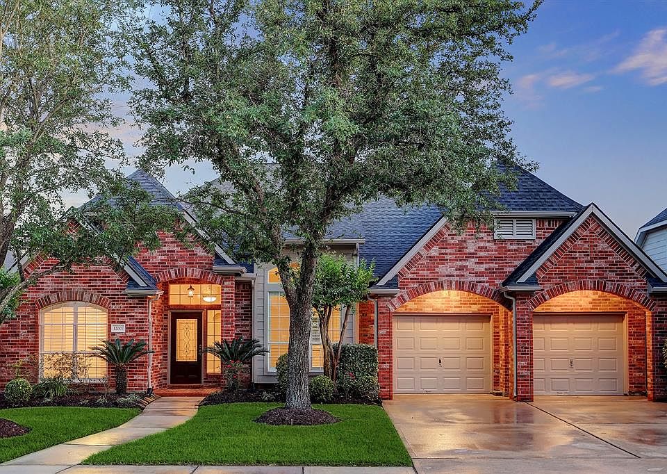 1st image of 12007 Isle Vista Dr