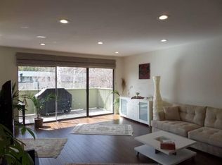 2353 Sharon Rd, Menlo Park, CA 94025