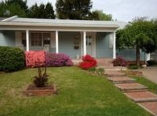 223 Washington St NE, Leesburg, VA 20176