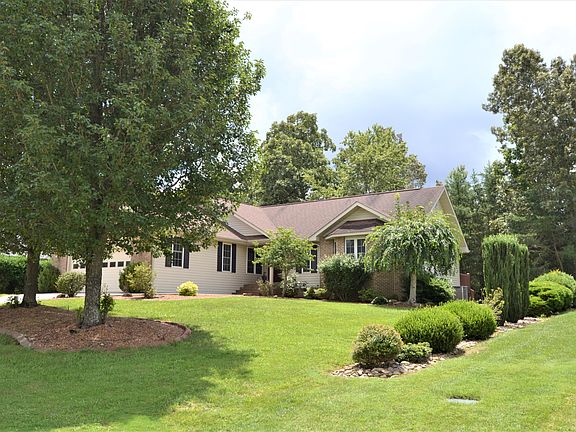 2nd image of 21 Brooks Ln