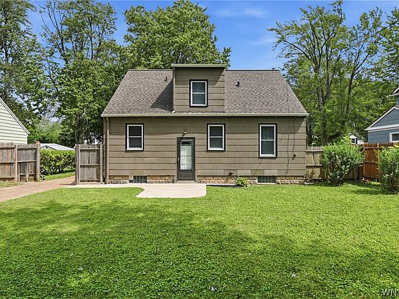 5th image of 329 Walton Dr