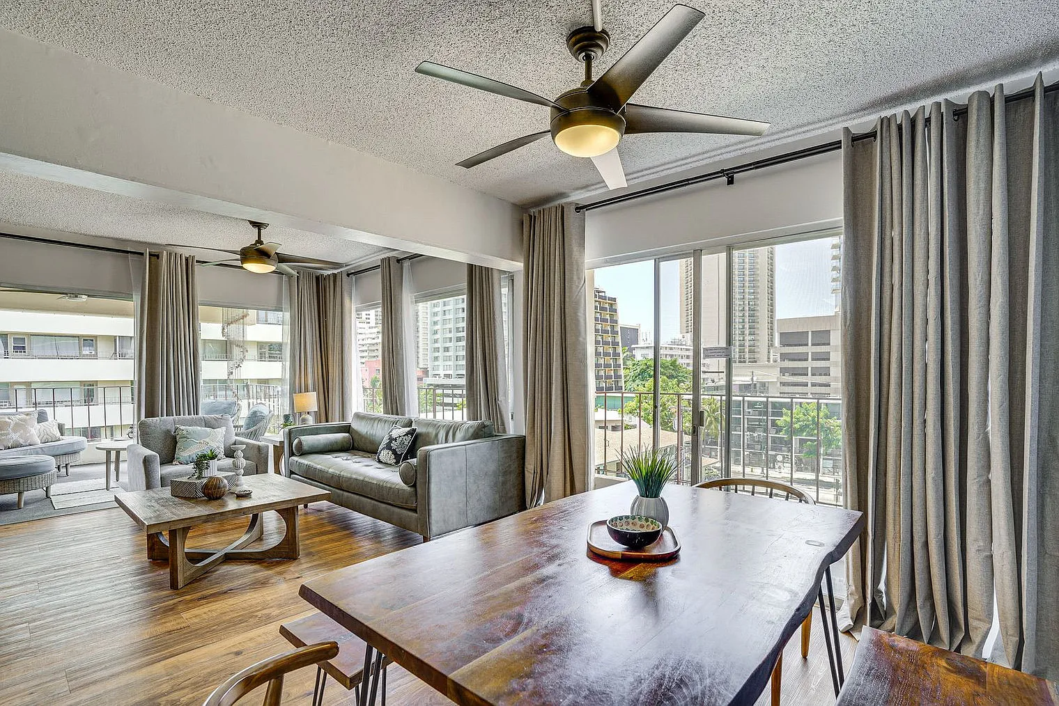 3 bed, 2.0 bath, 1184 sqft, $5,213 — Photo 2
