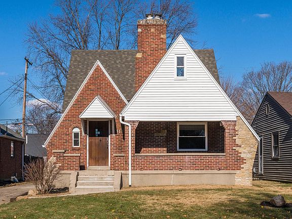 2nd image of 313 Cushing Ave