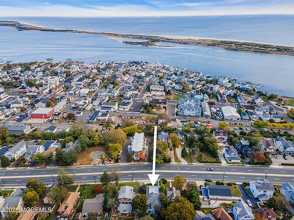 4th image of 97 Navesink Avenue