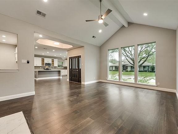 4th image of 6634 Clearhaven Cir