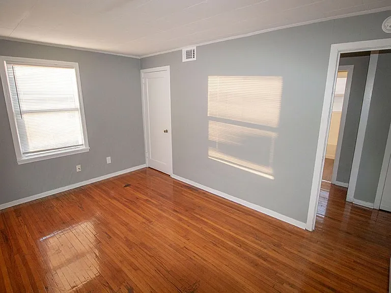 1507 W Worley St — Photo 17